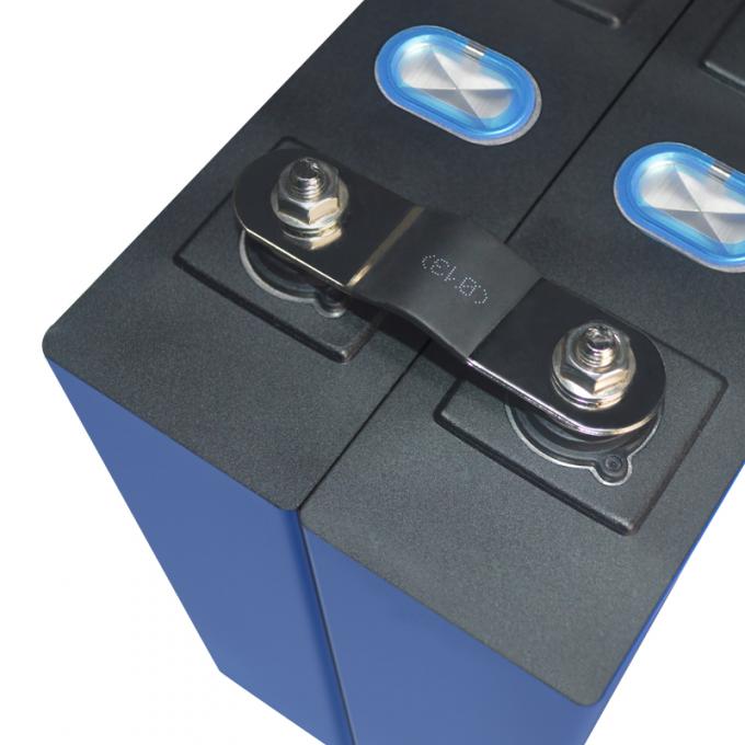 3.2V 202Ah Özel Lityum İyon Pil Paketleri 4kg Derin Döngü lifepo4 prizmatik hücreler 5