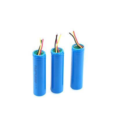 UN38.3 sertifikalı 3,7 V 2400 mah 18650 Düz Üstü 0,05kg ile Şarj Edilebilir Pil