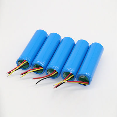 UN38.3 sertifikalı 3,7 V 2400 mah 18650 Düz Üstü 0,05kg ile Şarj Edilebilir Pil